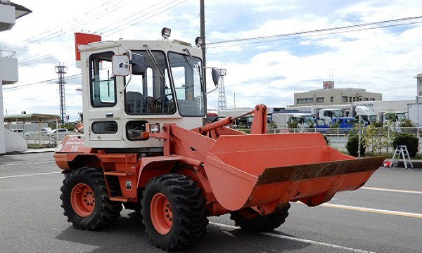 大型特殊車・けん引車